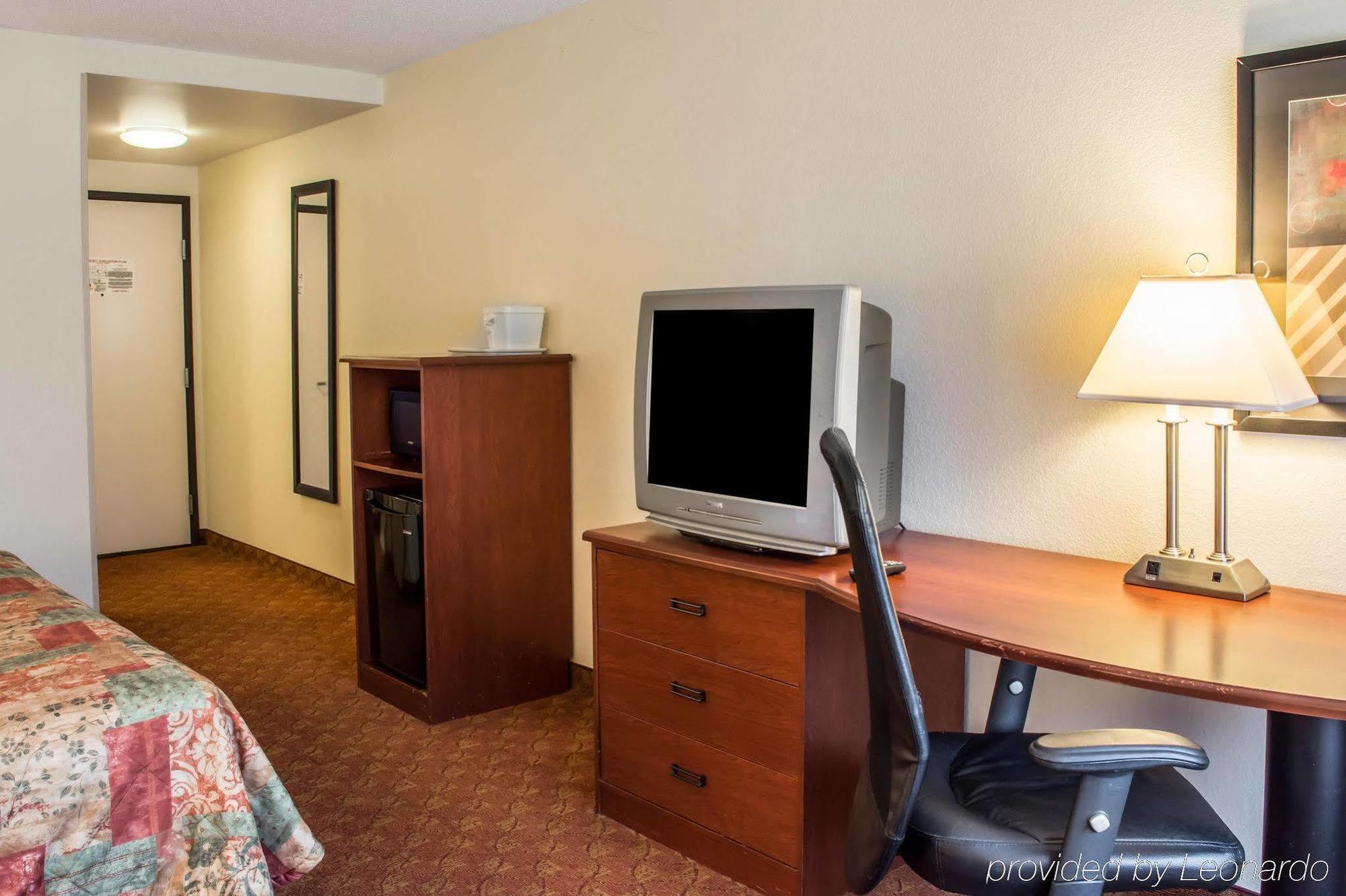 Sleep Inn & Suites Лорел Экстерьер фото