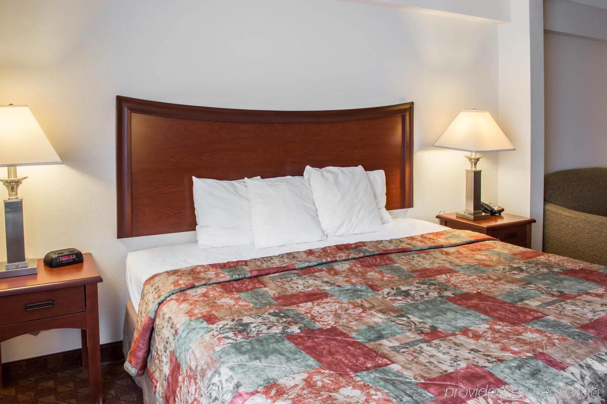 Sleep Inn & Suites Лорел Экстерьер фото